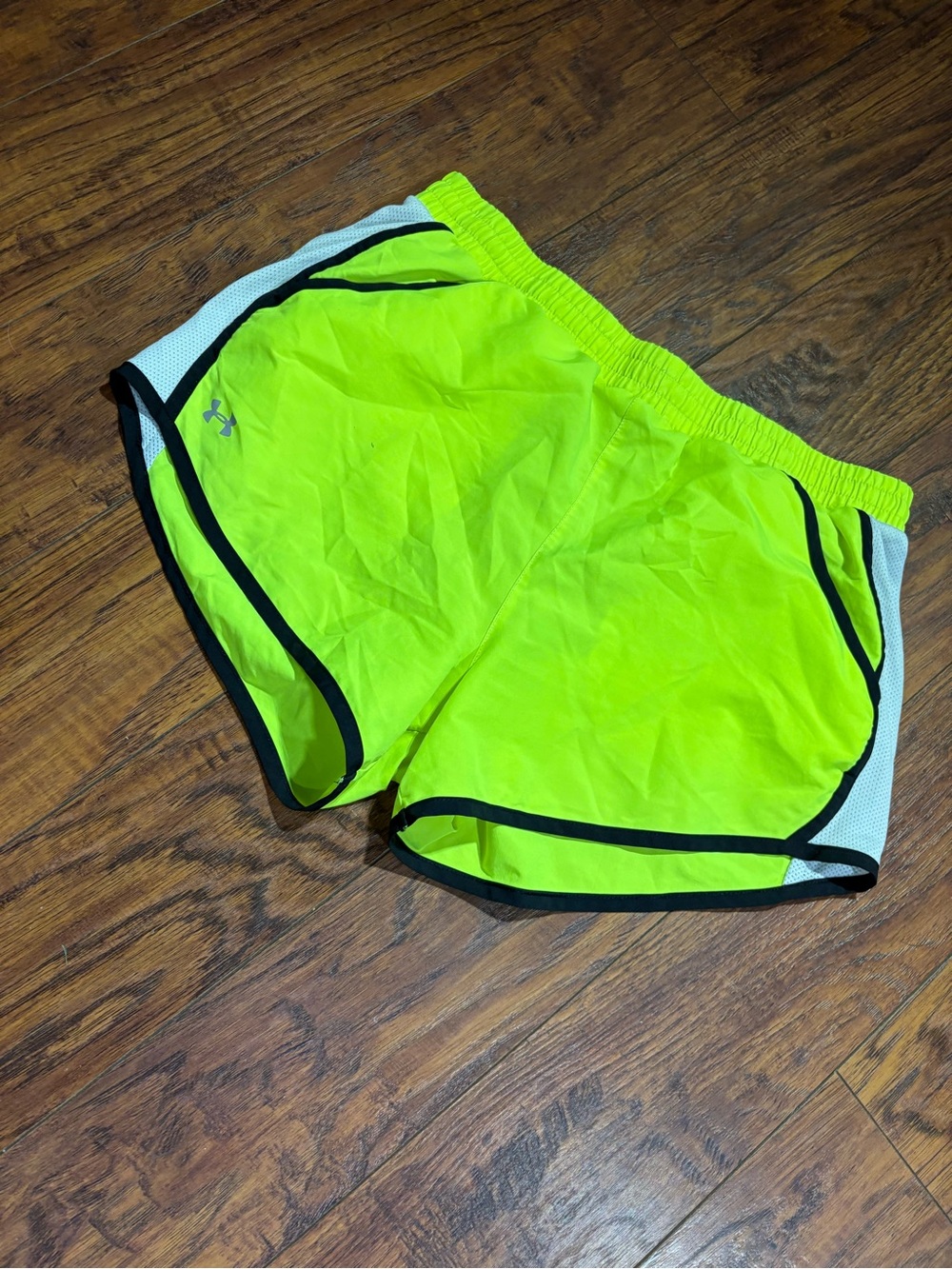 Under Armour women’s size M bright yellow athletic shorts